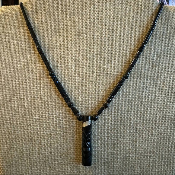 ⚜️3 for $30⚜️ Monochrome Textured Bar Pendant Necklace (Black and White) - Picture 3 of 10